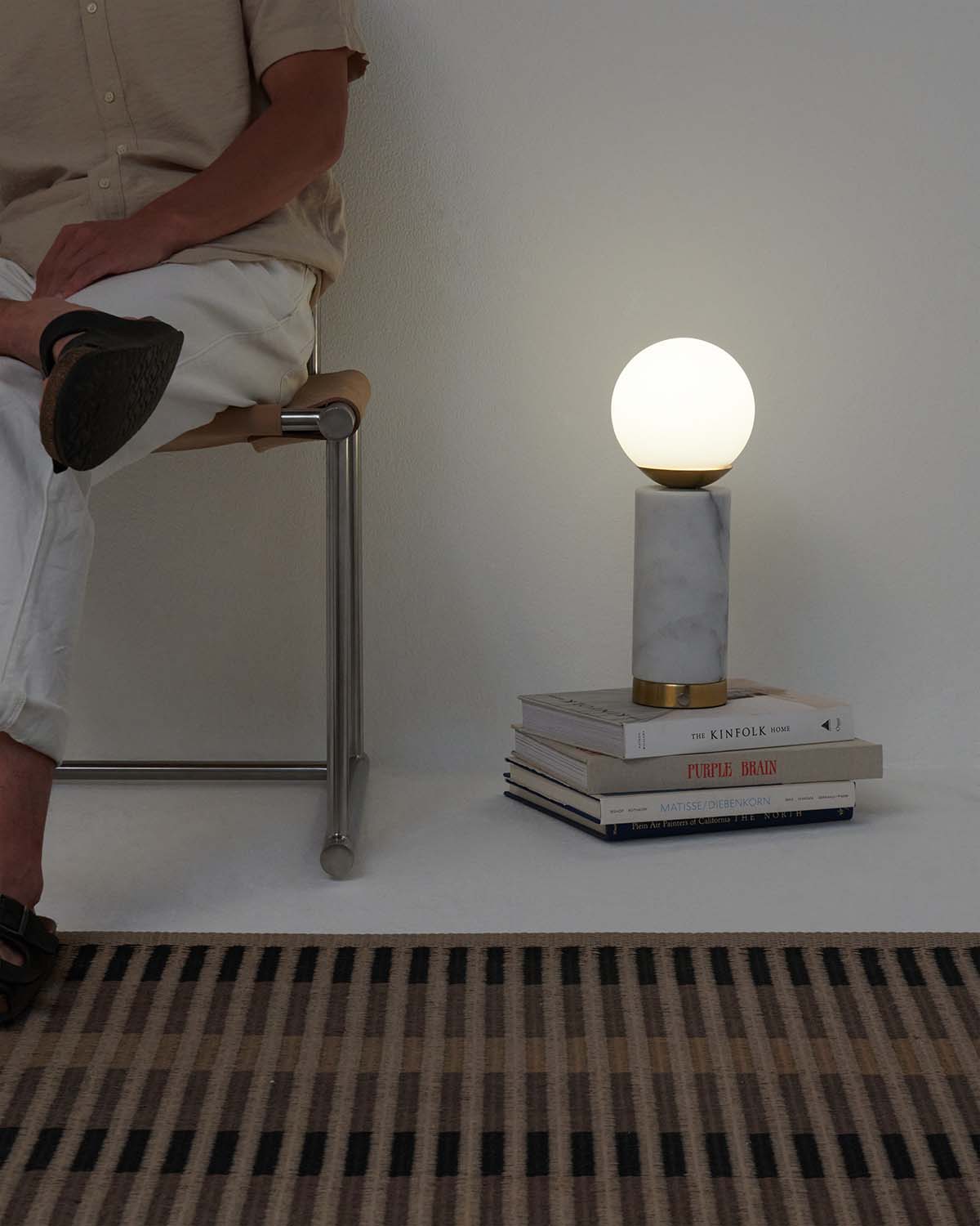 Aspen USB Table Lamp - Image 3