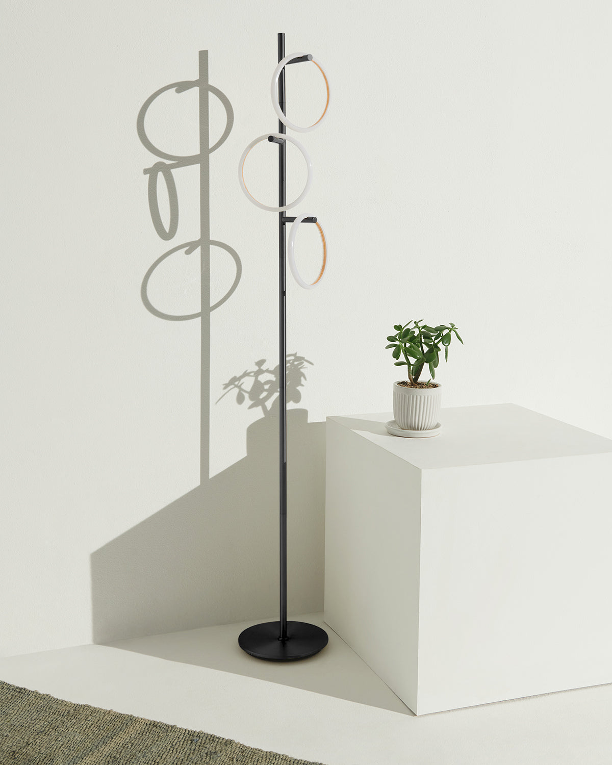 Saturn Floor Lamp - Image 11