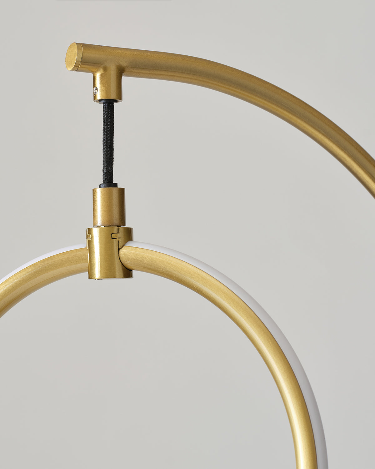 Nova Table Lamp - Image 4