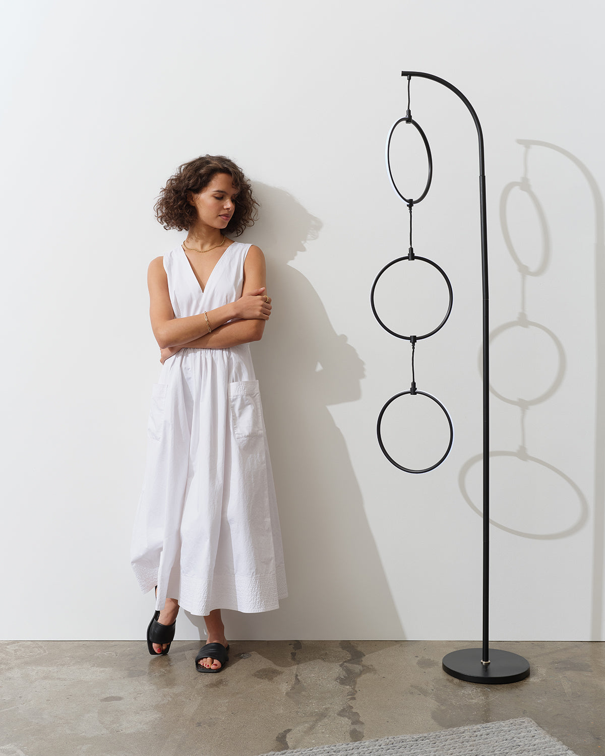 Nova RGB Floor Lamp - Image 4