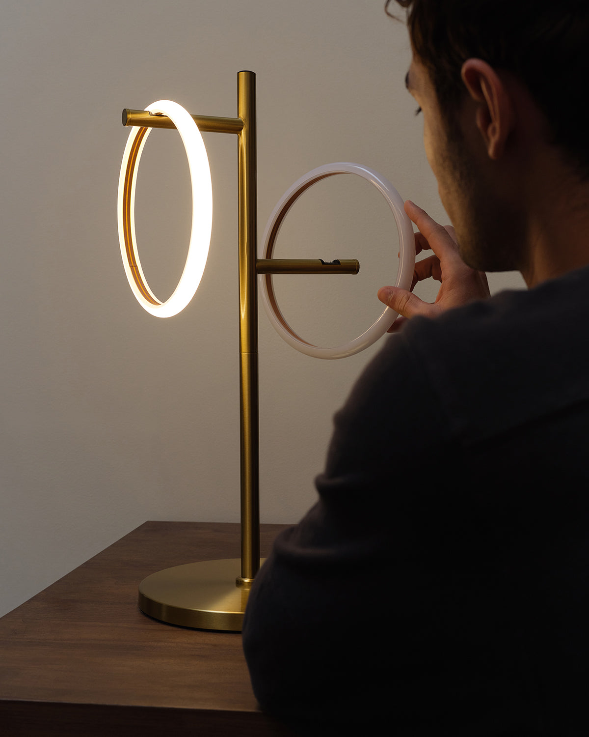 Saturn Table Lamp - Image 4