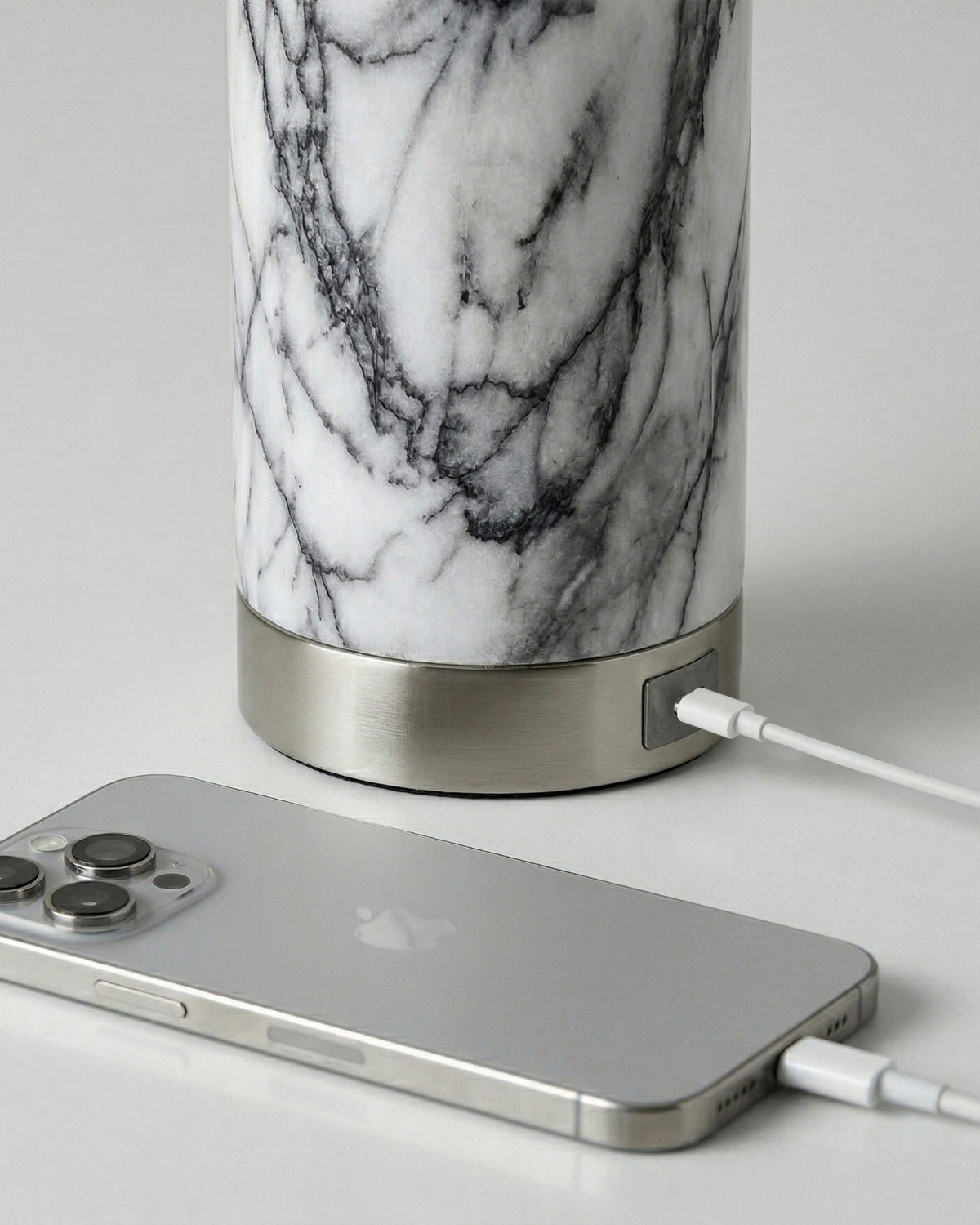 Arden USB Table Lamp - Image 10