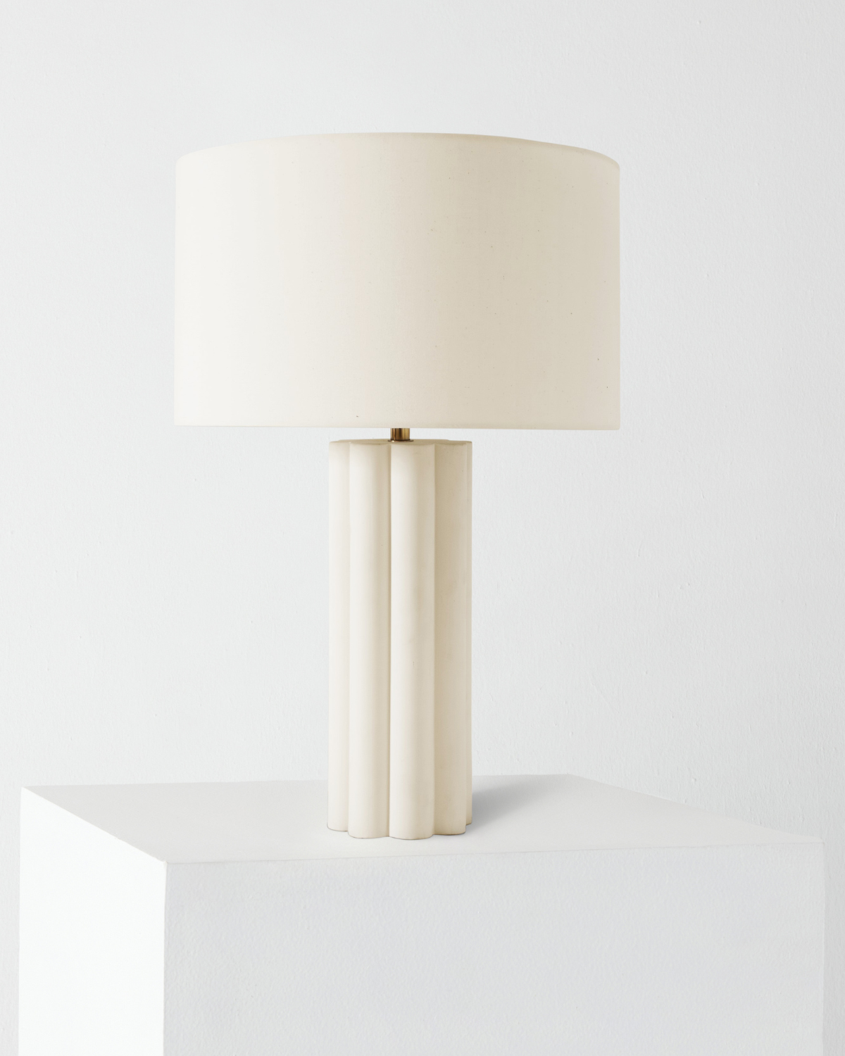 Becca Table Lamp - Image 3