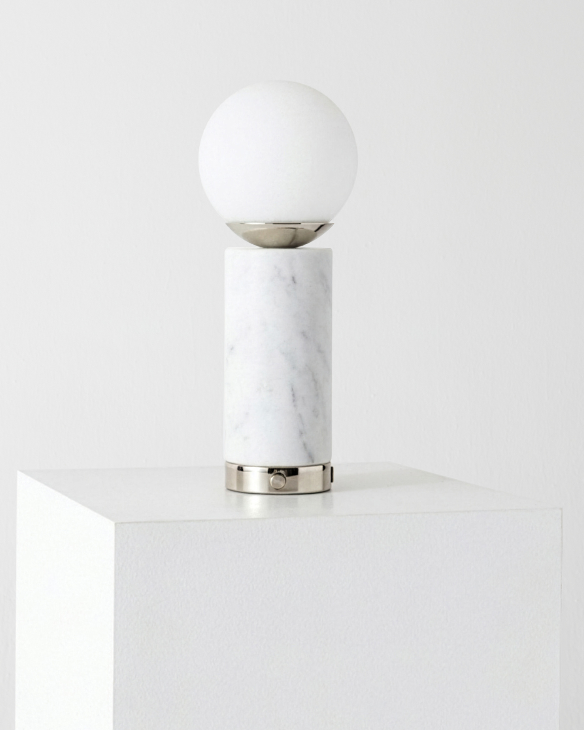 Aspen USB Table Lamp - Image 7