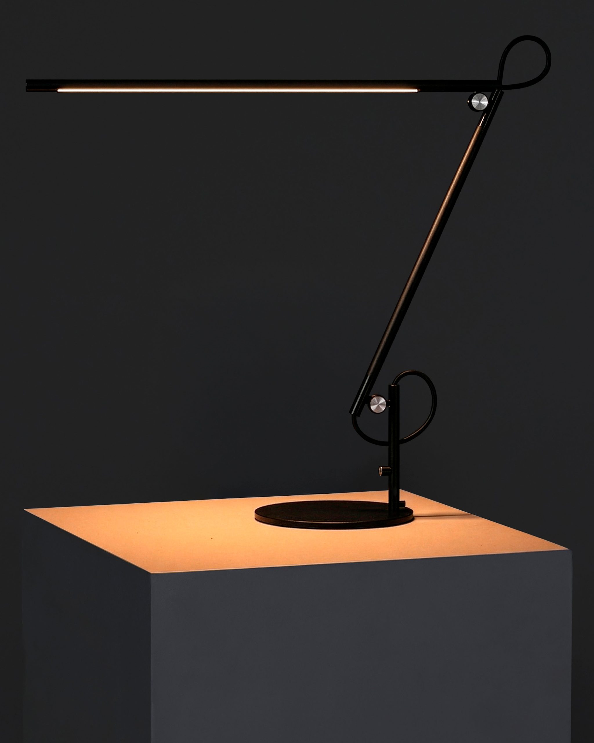 Axel Table Lamp - Image 6