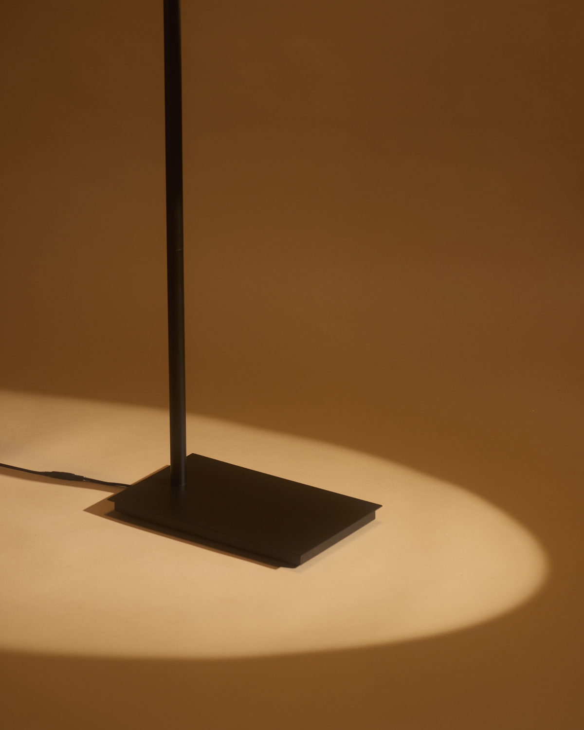 Linden Floor Lamp - Image 5