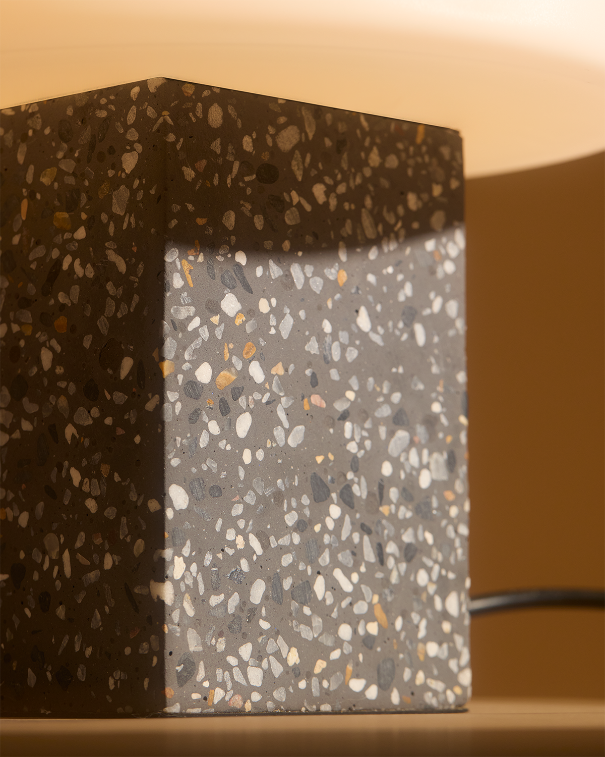 Gavin Table Lamp - Image 3