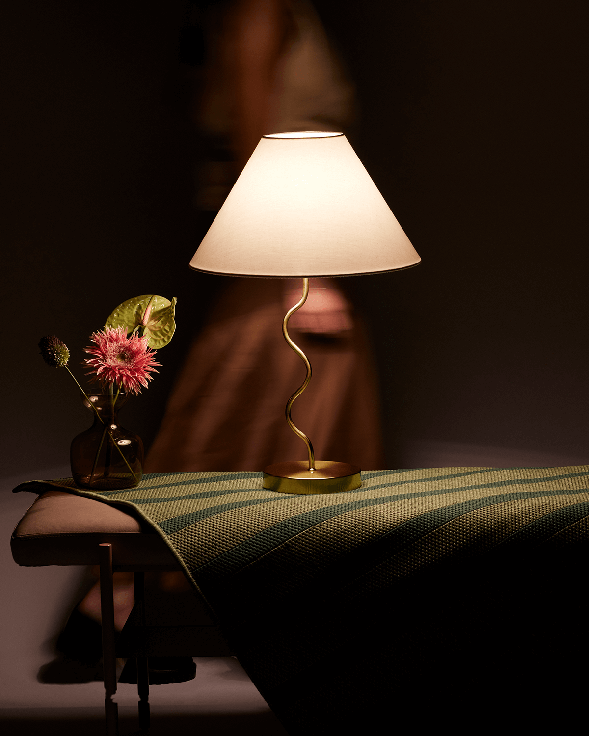 Squiggle Table Lamp - Image 3