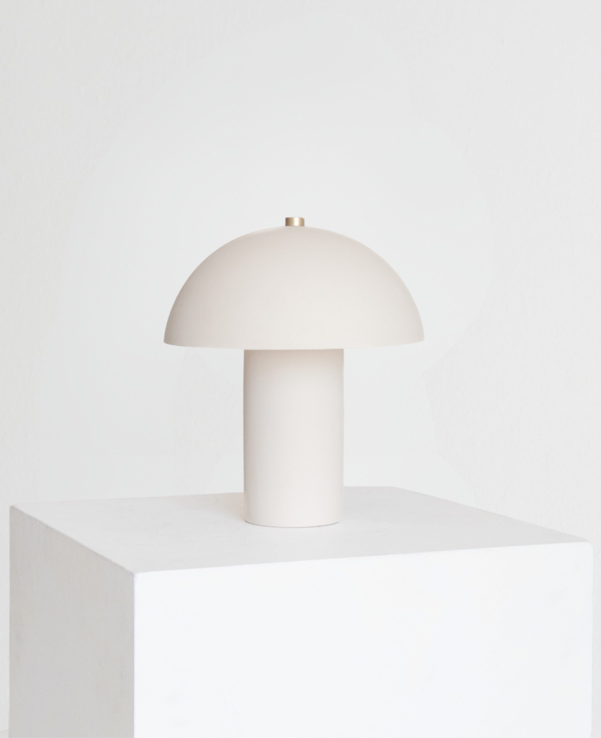 Alba Table Lamp - Image 3
