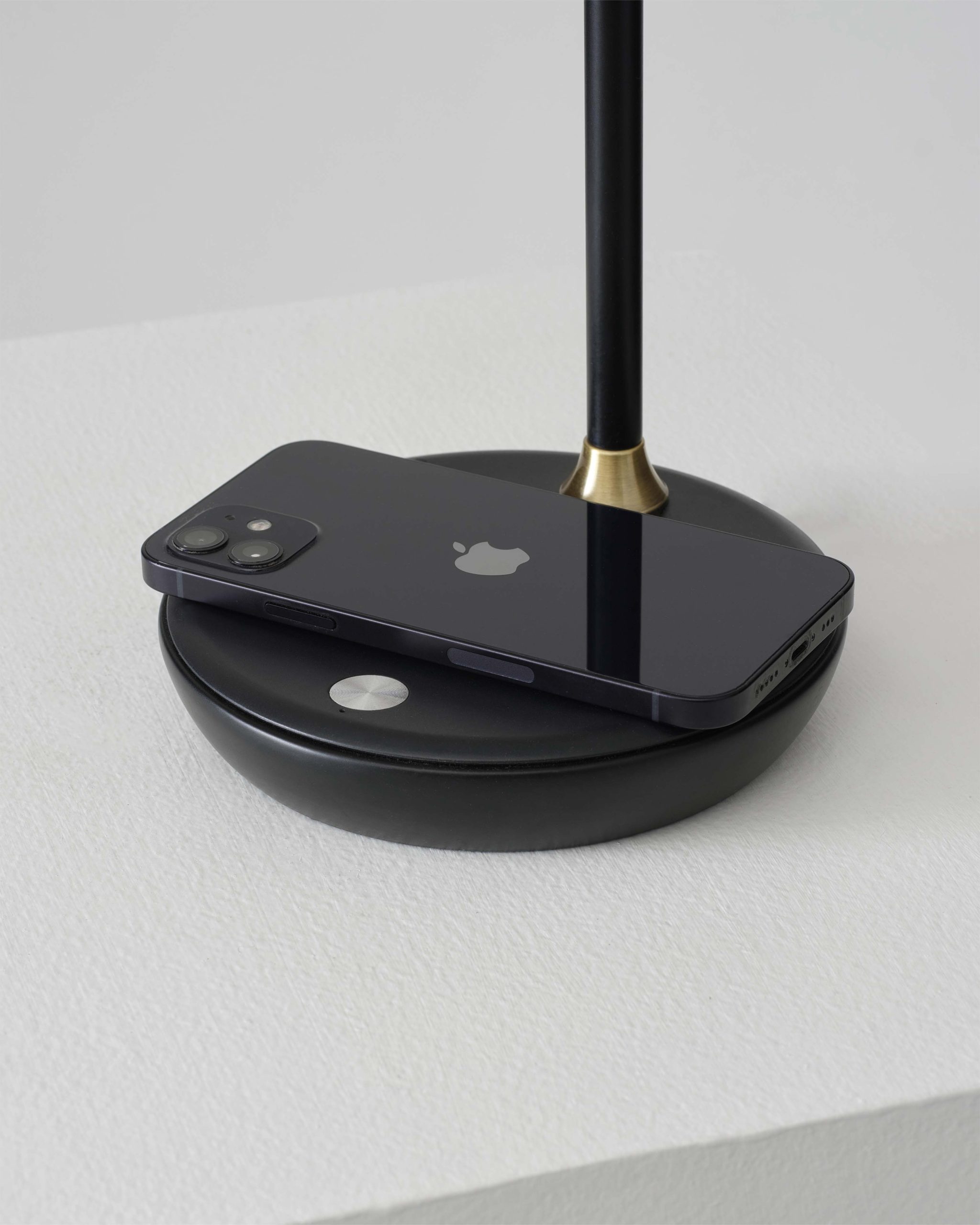 Ezra Table Lamp - Image 10