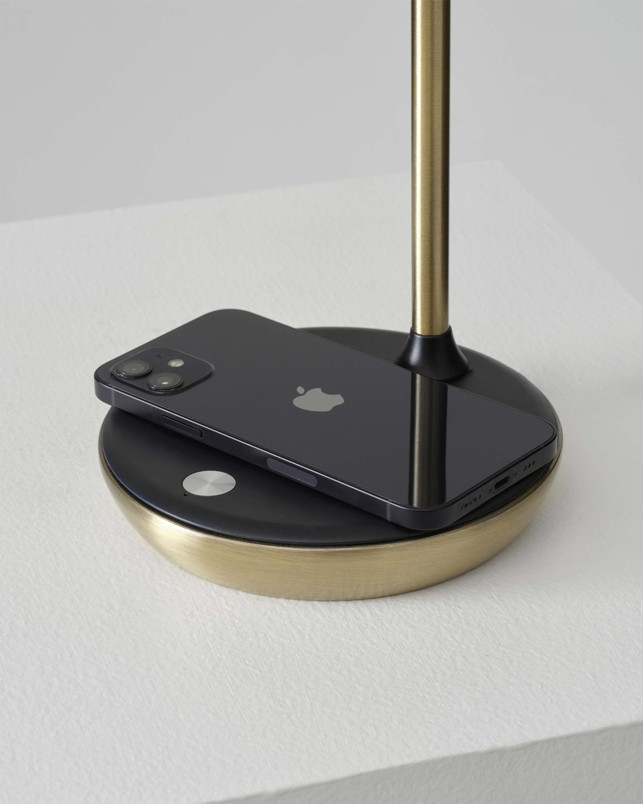 Ezra Table Lamp - Image 5
